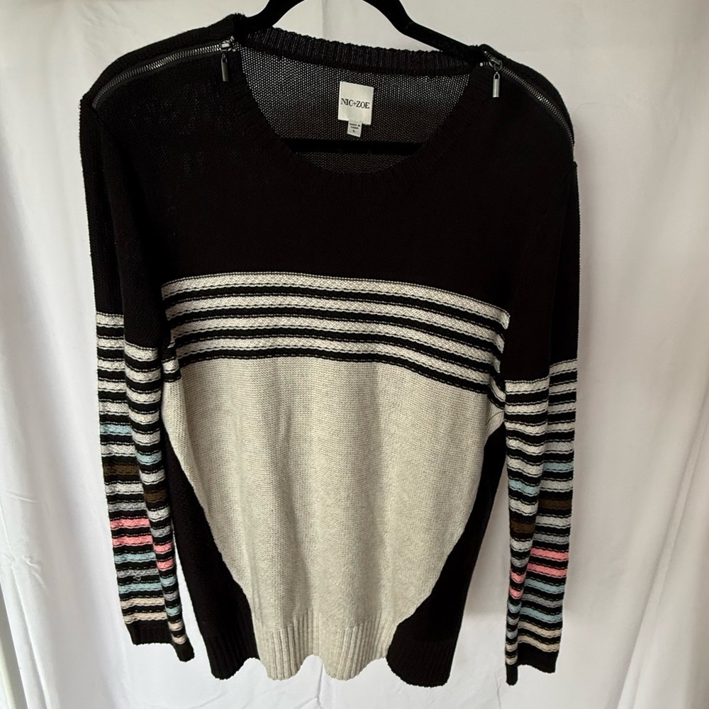 NWOT NIC+ZOE Black and Cream Striped Sweater
